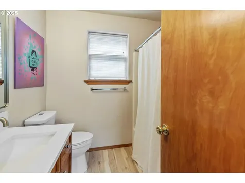 3724 NE Grand Avenue Portland OR 97212