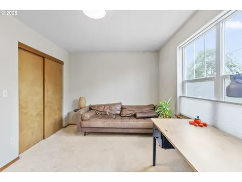 3724 NE Grand Avenue Portland OR 97212