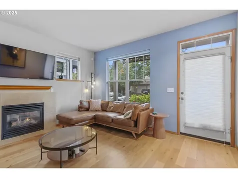 3724 NE Grand Avenue Portland OR 97212