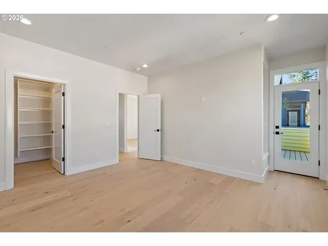 6900 SE Brooklyn Street Portland OR 97206
