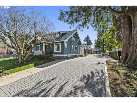 6900 SE Brooklyn Street Portland OR 97206
