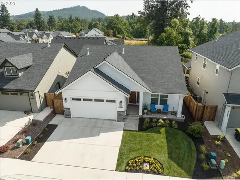 3257 Mountain Creek Lane Springfield OR 97478