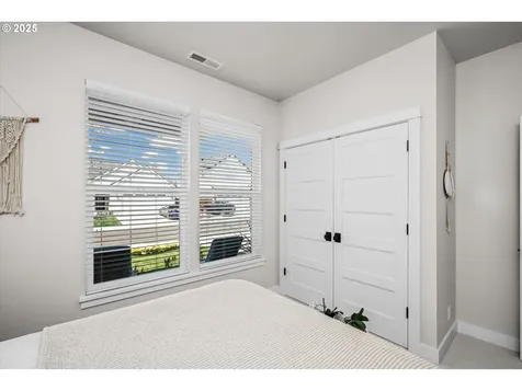 3257 Mountain Creek Lane Springfield OR 97478