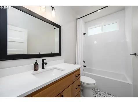 3257 Mountain Creek Lane Springfield OR 97478