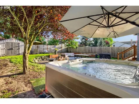 15559 SW Bristlecone Way Portland OR 97223