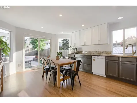 15559 SW Bristlecone Way Portland OR 97223