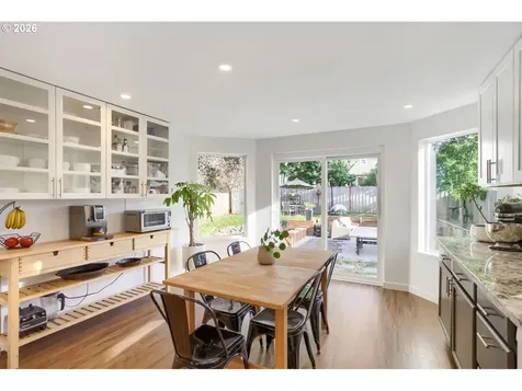15559 SW Bristlecone Way Portland OR 97223