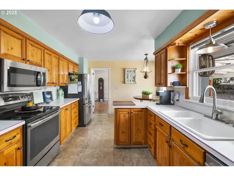 632 NE Everett Street Camas WA 98607