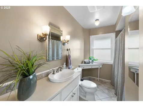 632 NE Everett Street Camas WA 98607