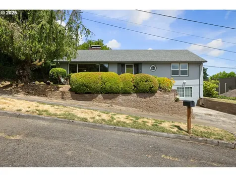 632 NE Everett Street Camas WA 98607