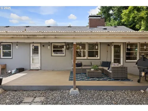632 NE Everett Street Camas WA 98607