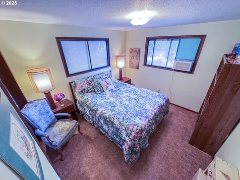 14603 Ottaway Road Aurora OR 97002
