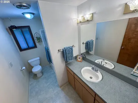 14603 Ottaway Road Aurora OR 97002