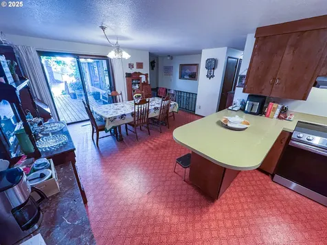 14603 Ottaway Road Aurora OR 97002