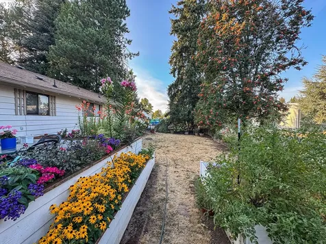 14603 Ottaway Road Aurora OR 97002