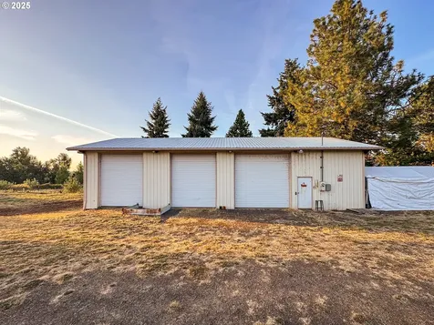 14603 Ottaway Road Aurora OR 97002