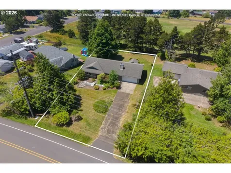2520 S Crestline Drive Waldport OR 97394