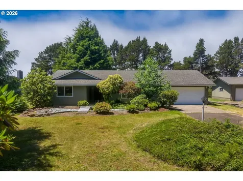 2520 S Crestline Drive Waldport OR 97394