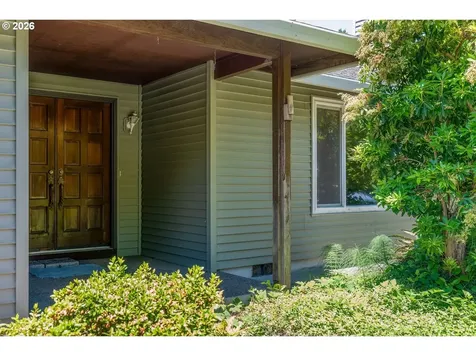 2520 S Crestline Drive Waldport OR 97394