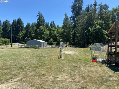 38222 Place Road Fall Creek OR 97438