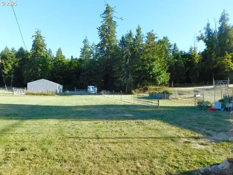 38222 Place Road Fall Creek OR 97438