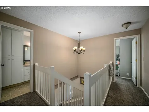 390 Kevin Court S Salem OR 97306