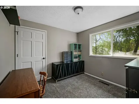 390 Kevin Court S Salem OR 97306