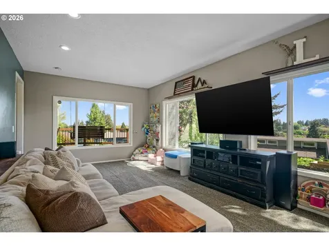 390 Kevin Court S Salem OR 97306
