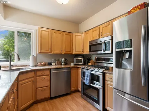 3103 NE Dekum Street Portland OR 97211