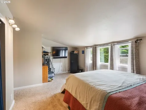 3103 NE Dekum Street Portland OR 97211