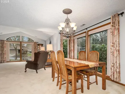 3618 SE 168th Avenue Vancouver WA 98683