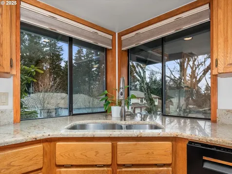 3618 SE 168th Avenue Vancouver WA 98683