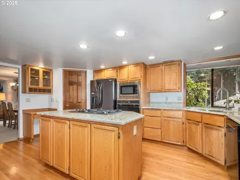 3618 SE 168th Avenue Vancouver WA 98683