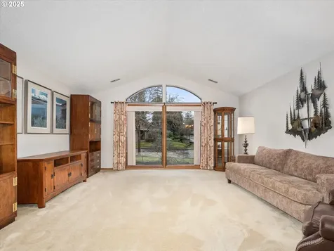 3618 SE 168th Avenue Vancouver WA 98683