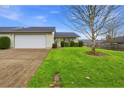 513 SE Clark Avenue Battle Ground WA 98604