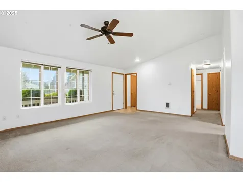 513 SE Clark Avenue Battle Ground WA 98604