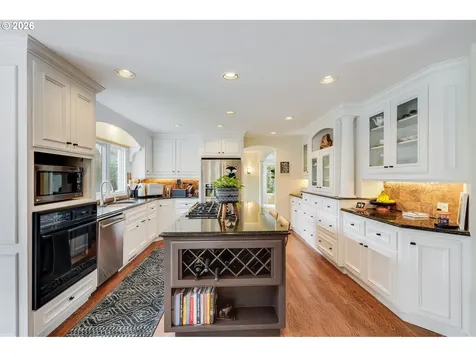 17282 Lake Haven Drive Lake Oswego OR 97035