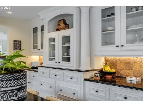 17282 Lake Haven Drive Lake Oswego OR 97035
