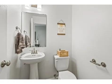 26 Marina Drive Cathlamet WA 98612