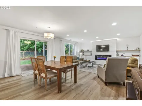 26 Marina Drive Cathlamet WA 98612
