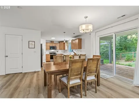26 Marina Drive Cathlamet WA 98612