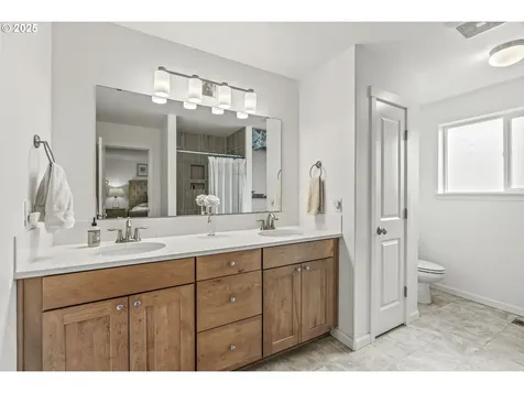 26 Marina Drive Cathlamet WA 98612