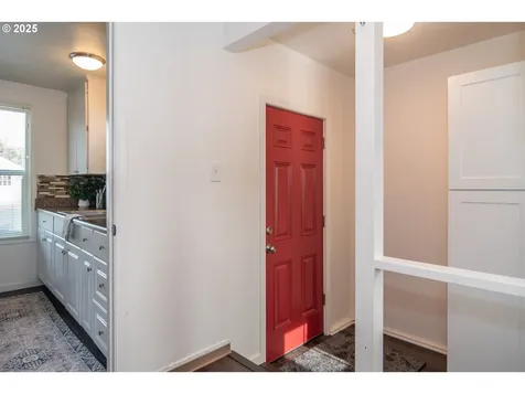 315 NE Cummins Street Roseburg OR 97470