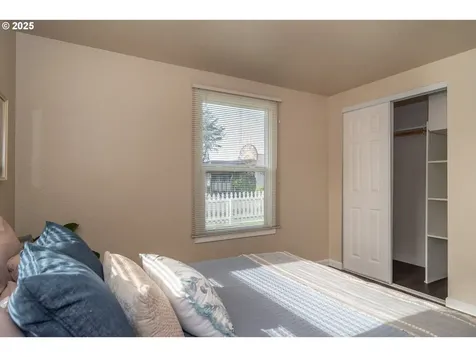 315 NE Cummins Street Roseburg OR 97470