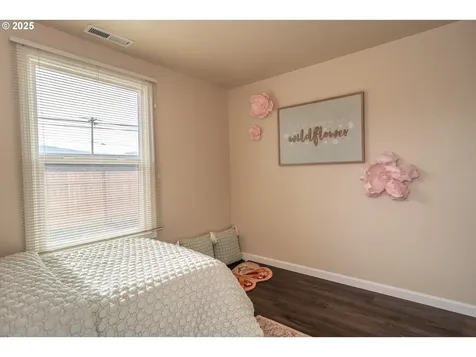 315 NE Cummins Street Roseburg OR 97470