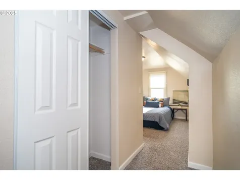 315 NE Cummins Street Roseburg OR 97470