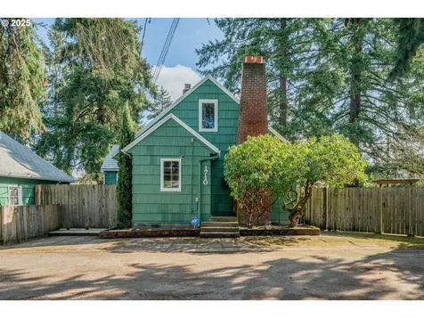 1710 NE 92nd Avenue Portland OR 97220