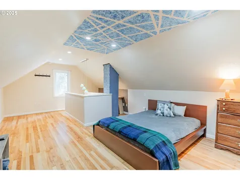 1710 NE 92nd Avenue Portland OR 97220