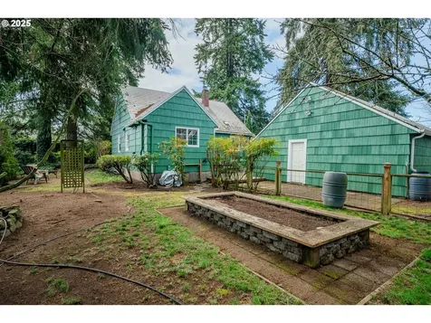 1710 NE 92nd Avenue Portland OR 97220