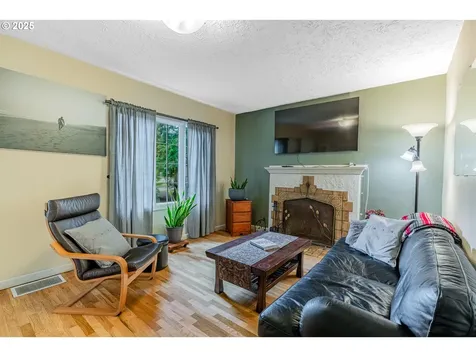 1710 NE 92nd Avenue Portland OR 97220